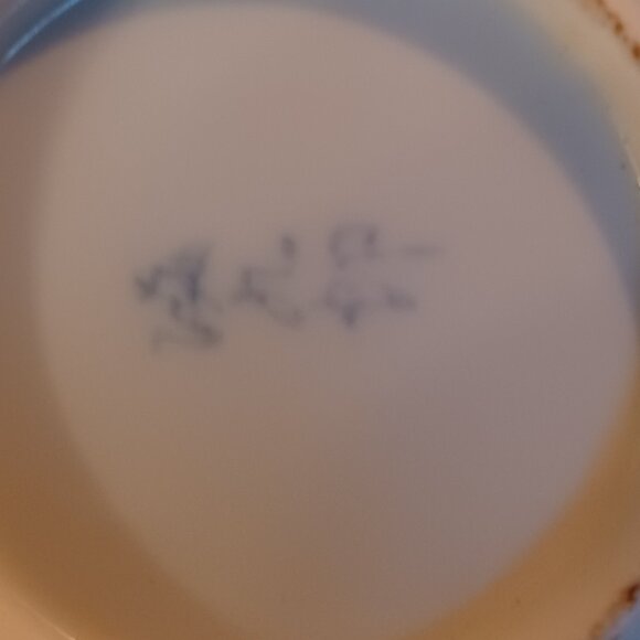 Flower painted Trinket dish - Picture 2 of 2